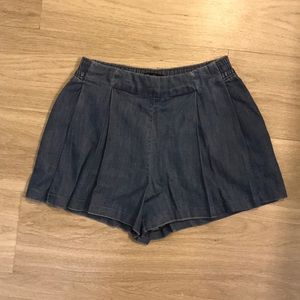Jessica Simpson pleat front shorts